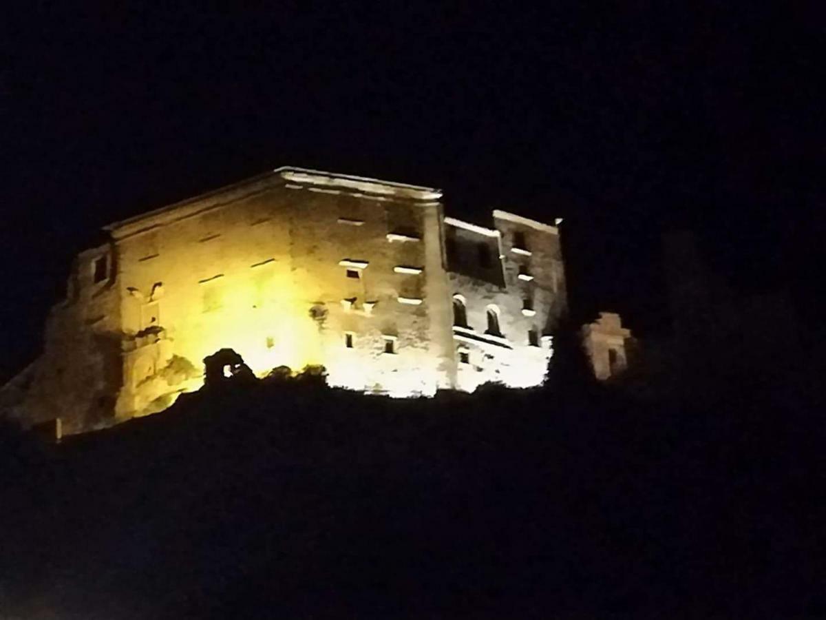 B&B E Casa Vacanza Al Castello Roccella Ionica Exterior photo
